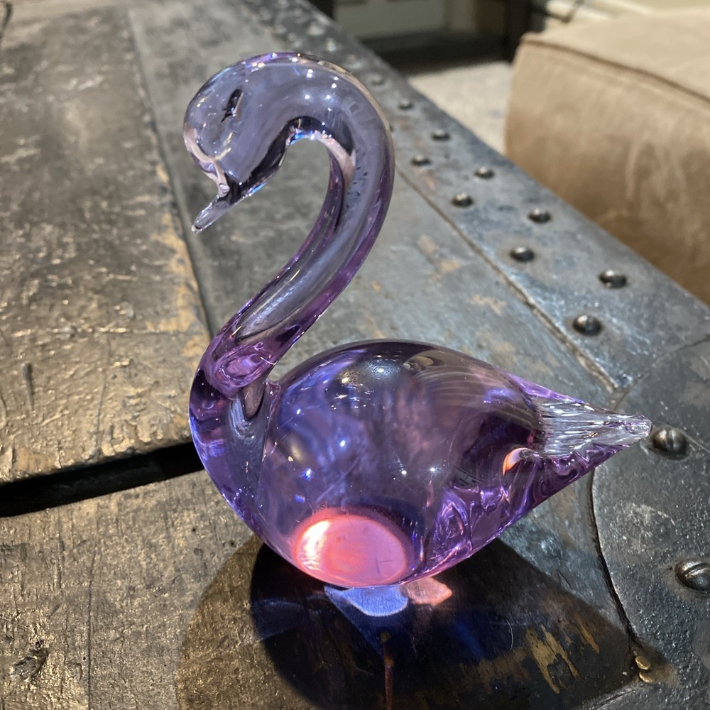 Vintage Konstglas Ronneby Sweden Lavender Purple Art Glass Swan Bird Figurine
